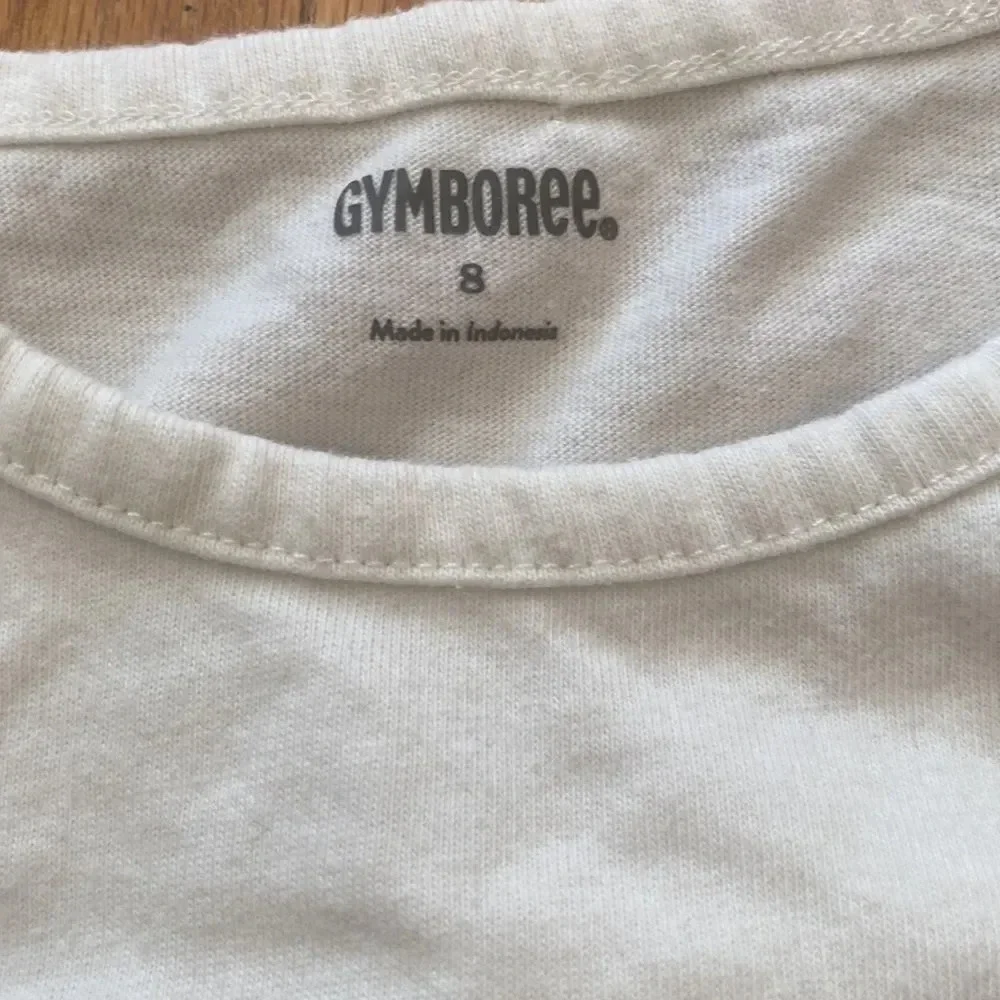 Gymboree girls shirt with embroidered sled scene size 8 long sleeve